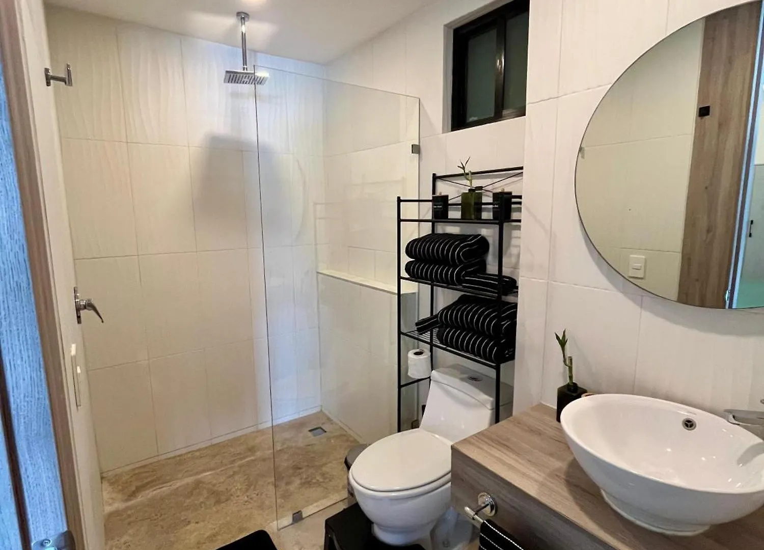 Feel At Home Just A Few Meters From The Sea! Playa del Carmen Mexico